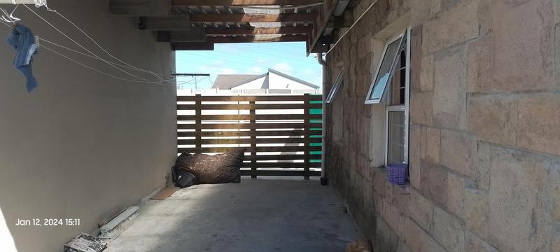 4 Bedroom Property for Sale in Highbury Western Cape
